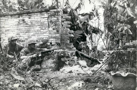 mar-27-2012-the-battle-for-hue-us-marines-wait-an-opportunity-to-rush-E13XFA